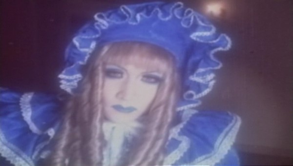 [1998.02.21] Malice Mizer - Gekka no Yasoukyoku (DVD) [480p]   - eimusics.com.mkv_snapshot_02.22_[2015.11.12_10.32.03]